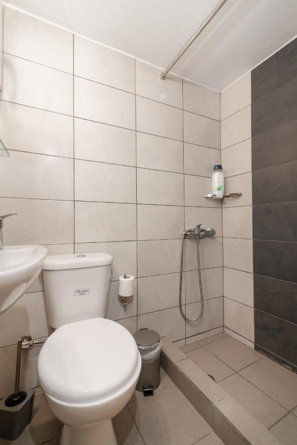 Spacious Apartment-600M From The Subway Athen Exterior foto